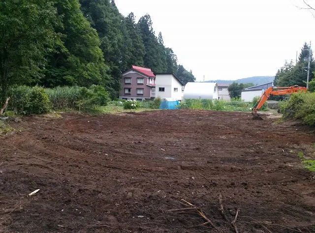 雪で屋根が凹んだ空き家（56坪）の解体後